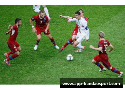 超越凡人：揭秘天才球员的独特天赋及其背后的秘密